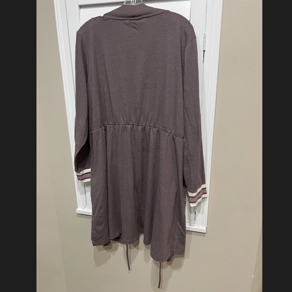 Sleep by Cacique Robe - Picture 2 of 6